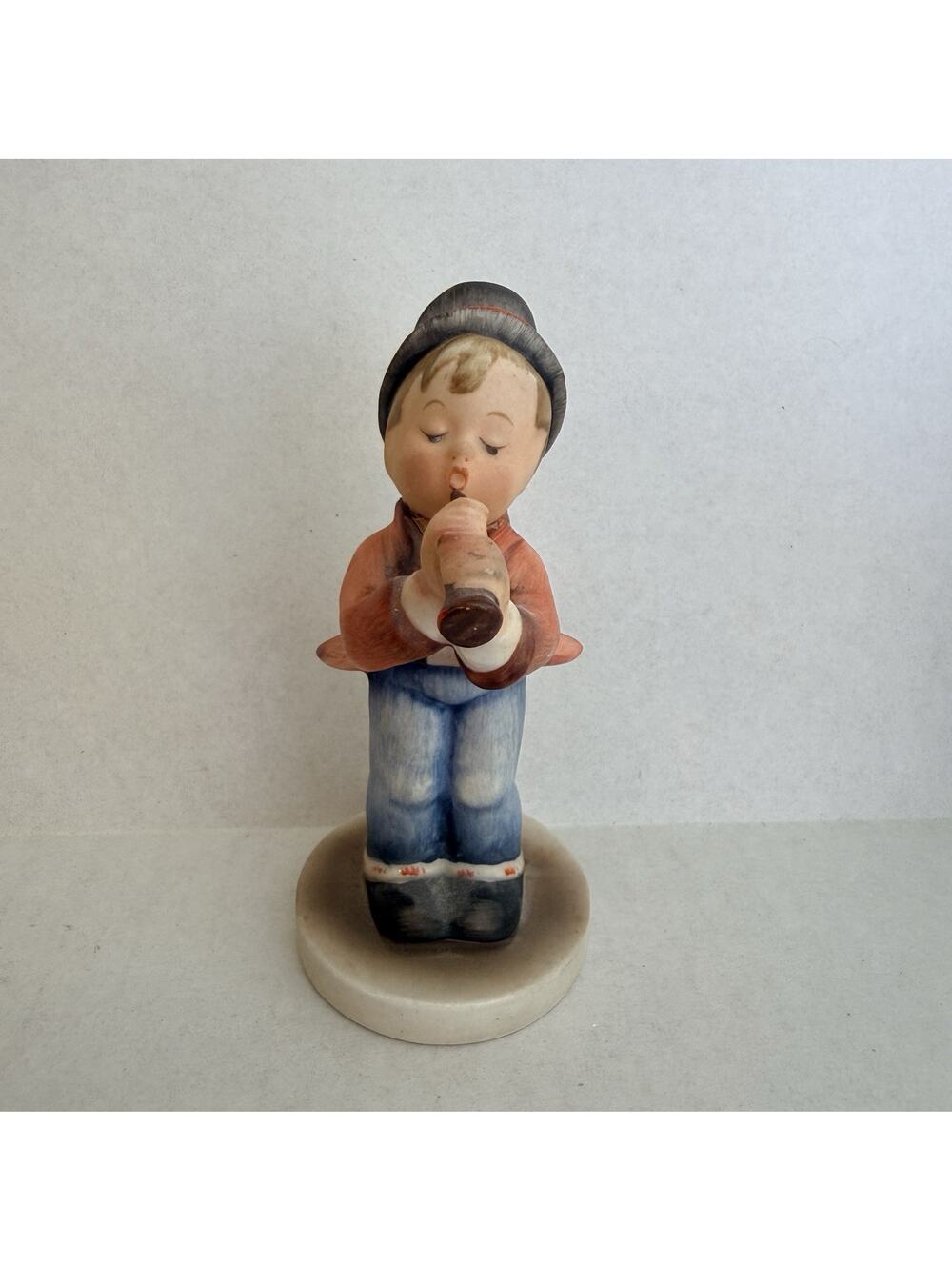 Vintage M.I Hummel Goebel Figurine "Serenade" Flute Player